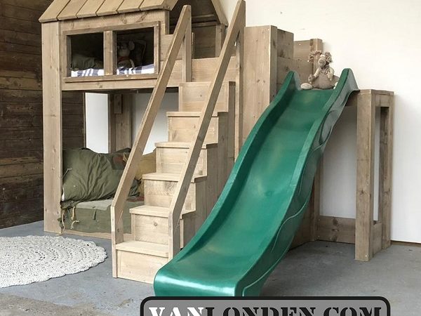 Toe aan een stijlvolle slaapkamer? Gebruik steigerhout!
